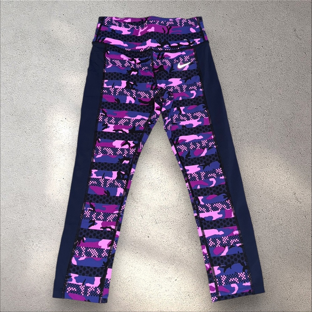 Nike cropped leggings yoga pants